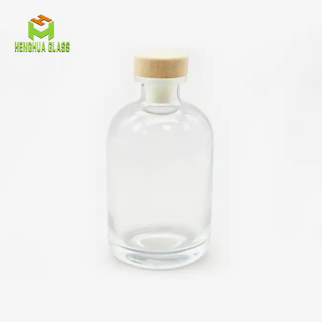What shape glass bottle is best for gin?